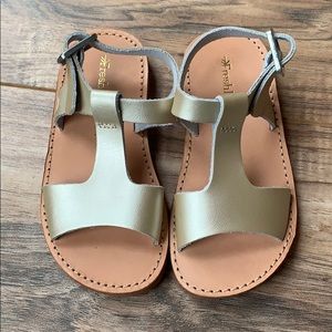 NWOT Freshly Picked Sandals SIZE 7 fits like a 6